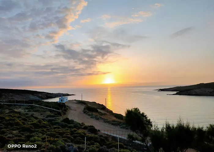 Δωμάτια σε οικογενειακή κατοικία Ateni Γαύριο