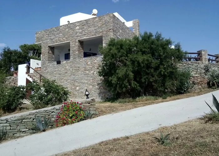 Δωμάτια σε οικογενειακή κατοικία Ateni Γαύριο