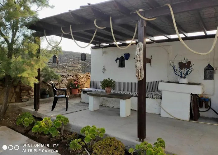 Проживание в семье Ateni Гаврион